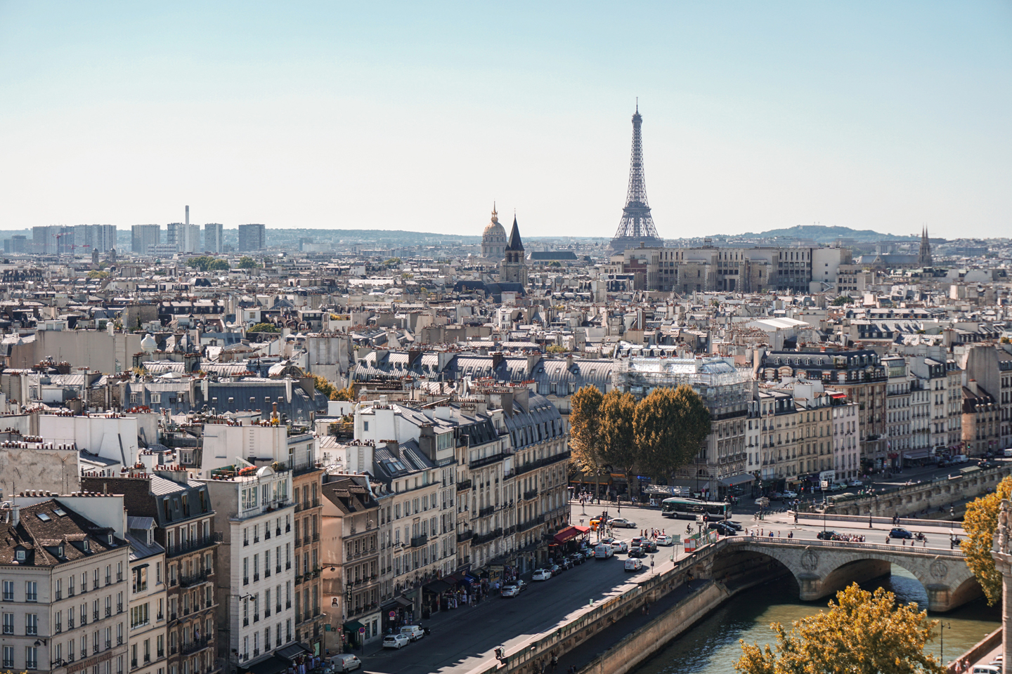 host in paris high-end apartment rental