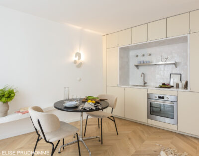 Large furnished studio in the heart of the St Paul district in the Marais